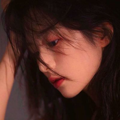 欧洲央行官员Villeroy称现在讨论何时加息为时尚早