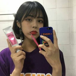 中国人民银行行长潘功胜会见蒙古国中央银行行长那仁朝格特