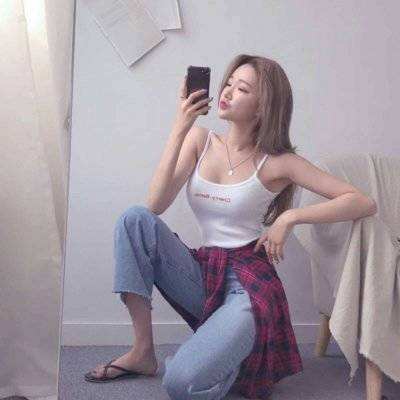 中看不中用?被无数军迷奉为最酷战斗机的F-14为何会被F-18取代?